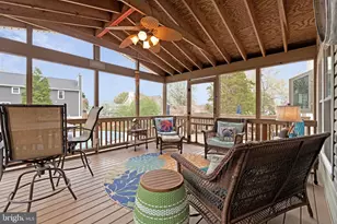 12526 Dardanelle Ct, Herndon, VA 20170 - Photo 3