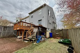 6920 Hovingham Ct, Centreville, VA 20121 - Photo 15