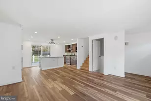 8441 Great Lake Ln, Springfield, VA 22153 - Photo 9