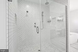 3209 Nottage Ln, Falls Church, VA 22042 - Photo 31