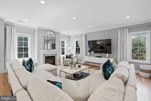 3209 Nottage Ln, Falls Church, VA 22042 - Photo 9