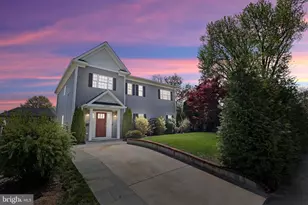 3209 Nottage Ln, Falls Church, VA 22042 - Photo 3