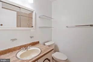 7306 Idylwood Ct, Falls Church, VA 22043 - Photo 31