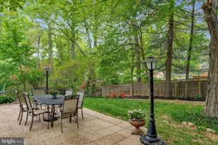 7306 Idylwood Ct, Falls Church, VA 22043 - Photo 5
