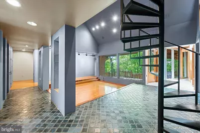 7575 Potomac Fall Road, McLean, VA 22102 - Photo 7
