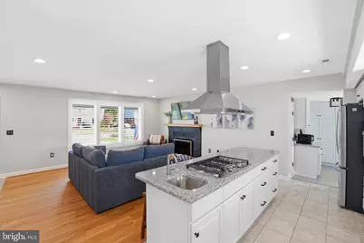 2209 Rollins Drive, Alexandria, VA 22307 - Photo 9