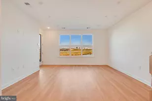 14348 Yesler Ave, Chantilly, VA 20151 - Photo 11