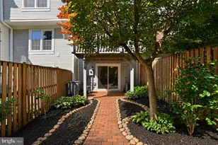 6467 Brick Hearth Ct, Alexandria, VA 22306 - Photo 21