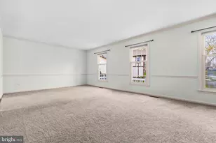 7118 Counter Pl, Burke, VA 22015 - Photo 9