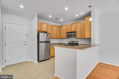 2655 Prosperity Avenue #201, Fairfax, VA 22031 - Photo 7