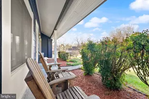 4435 Flintstone Rd, Alexandria, VA 22306 - Photo 3