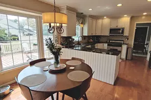 12761 Flat Meadow Ln, Herndon, VA 20171 - Photo 9