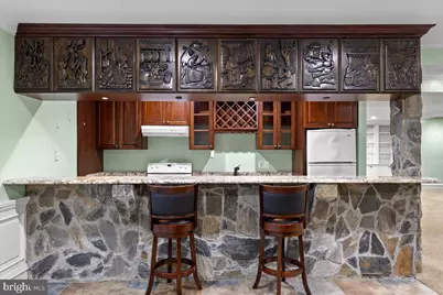 8813 Oak Leaf Drive, Alexandria, VA 22309 - Photo 9