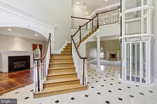 8813 Oak Leaf Dr, Alexandria, VA 22309 - Photo 3