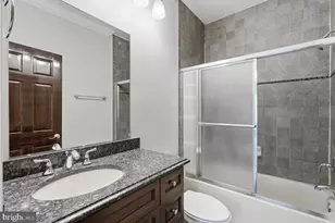 8813 Oak Leaf Dr, Alexandria, VA 22309 - Photo 35