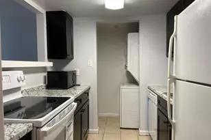 9798 Hagel Cir, Lorton, VA 22079 - Photo 11