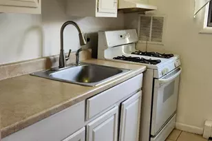 2838 Annandale Rd, Falls Church, VA 22042 - Photo 15