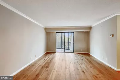 5902 Mount Eagle Drive #310, Alexandria, VA 22303 - Photo 7