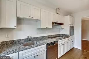 5902 Mt Eagle Dr, Alexandria, VA 22303 - Photo 23