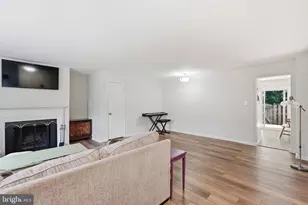 6032 Old Landing Way, Burke, VA 22015 - Photo 5