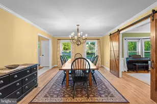 5604 Mary Fairfax Ct, Fairfax Station, VA 22039 - Photo 9