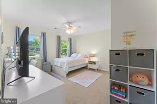 5604 Mary Fairfax Ct, Fairfax Station, VA 22039 - Photo 35