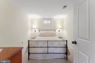 5604 Mary Fairfax Ct, Fairfax Station, VA 22039 - Photo 37