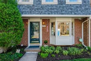 8213 Clifton Farm Ct, Alexandria, VA 22306 - Photo 19