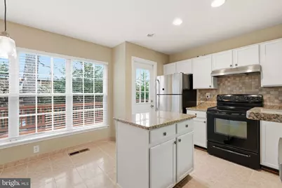 8074 Sebon Drive, Vienna, VA 22180 - Photo 5