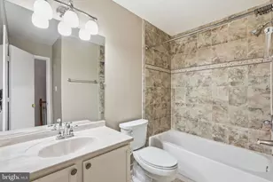 8074 Sebon Dr, Vienna, VA 22180 - Photo 17