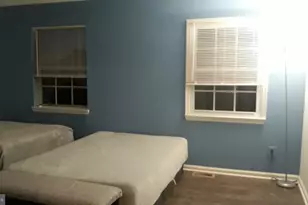 4154 Pleasant Meadow Ct, Chantilly, VA 20151 - Photo 11