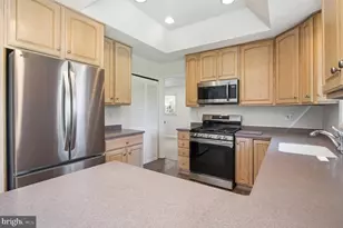 5504 Kathleen Pl, Springfield, VA 22151 - Photo 13