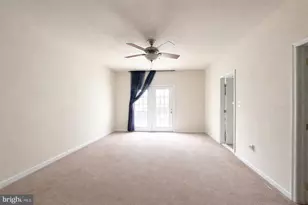 4495 Beacon Grove Cir, Fairfax, VA 22033 - Photo 11