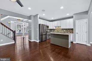 2526 Brenton Point Dr, Reston, VA 20191 - Photo 35