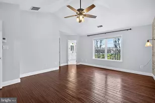 2526 Brenton Point Dr, Reston, VA 20191 - Photo 59