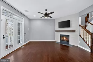 2526 Brenton Point Dr, Reston, VA 20191 - Photo 37