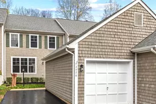 2526 Brenton Point Dr, Reston, VA 20191 - Photo 1