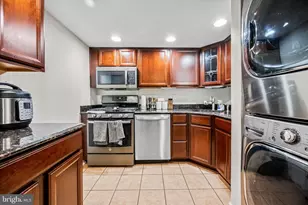 1423 Northgate Square, Reston, VA 20190 - Photo 11