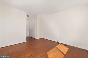 11500 Fairway Dr, Reston, VA 20190 - Photo 29