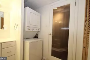 6800 Fleetwood Rd, McLean, VA 22101 - Photo 15