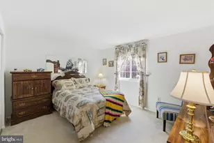 9301 Willow Pond Ln, Burke, VA 22015 - Photo 41