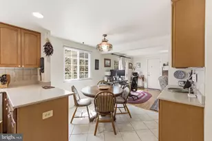 9301 Willow Pond Ln, Burke, VA 22015 - Photo 17