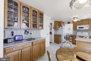 9301 Willow Pond Ln, Burke, VA 22015 - Photo 21