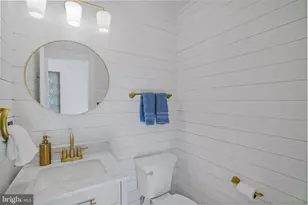 14514 Flag Staff Ct, Centreville, VA 20121 - Photo 9