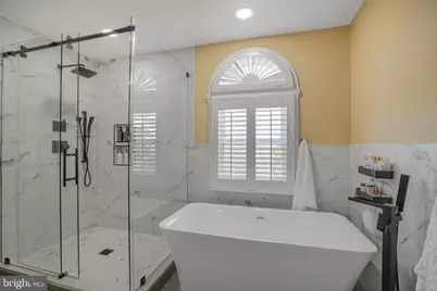 14514 Flag Staff Ct, Centreville, VA 20121 - Photo 37