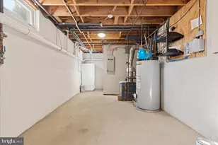 1921 Ware Rd, Falls Church, VA 22043 - Photo 49