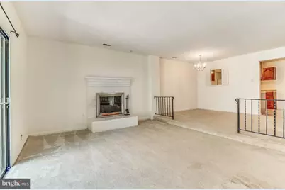 3863 Persimmon Circle, Fairfax, VA 22031 - Photo 9