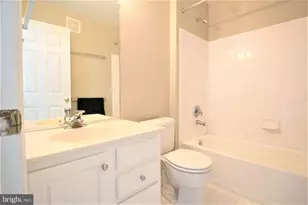 12624 Fair Crest Ct, Fairfax, VA 22033 - Photo 27