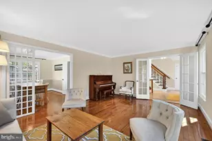 9589 Burnt Oak Dr, Fairfax Station, VA 22039 - Photo 11