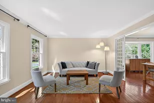 9589 Burnt Oak Dr, Fairfax Station, VA 22039 - Photo 9